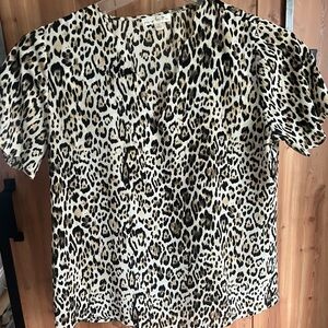 Nine Britton Black and White Buttoned Short Sleeve Blouse